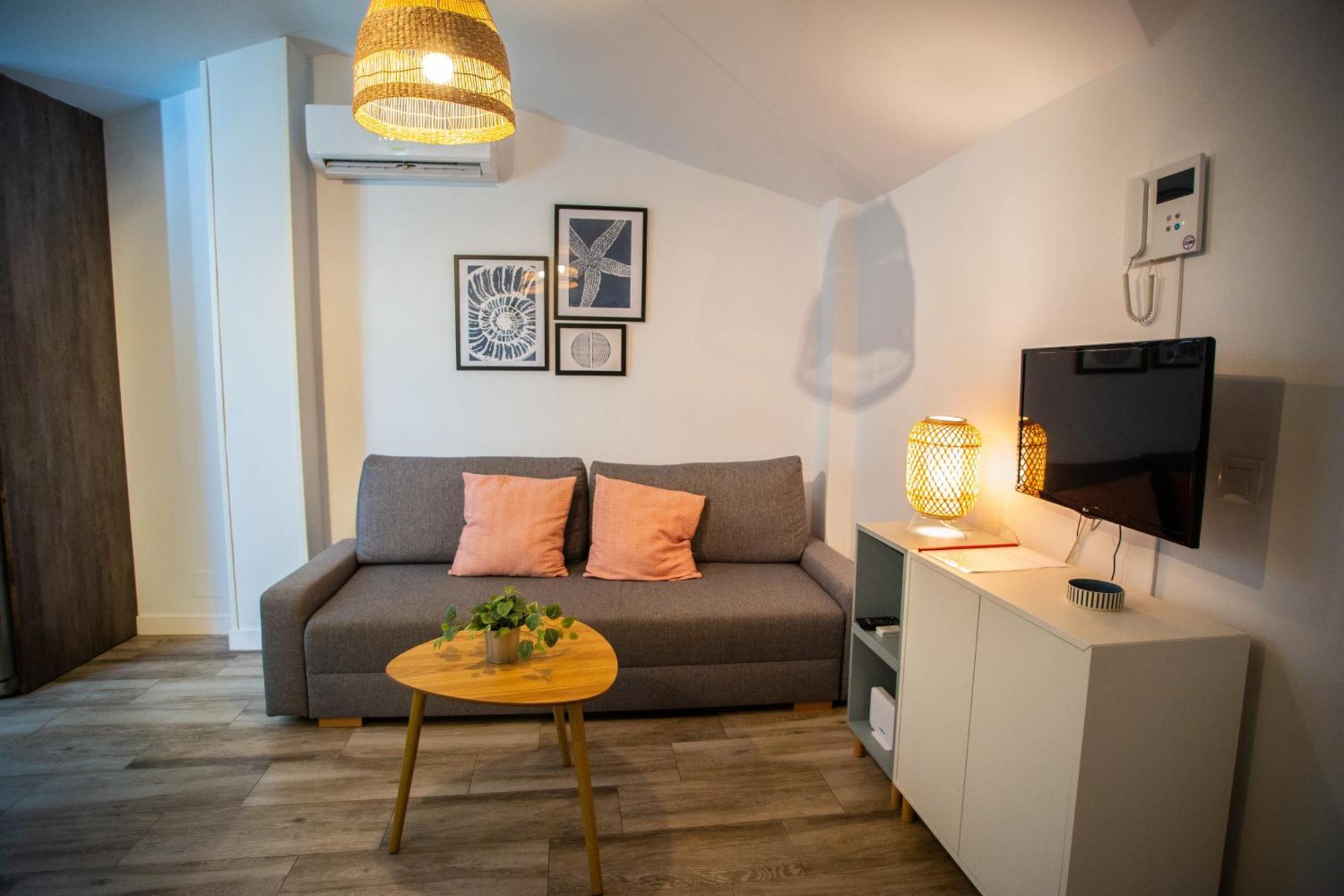 Benalhome - Tu Hogar Con Terraza Y Ducha Exterior Benalmádena Esterno foto